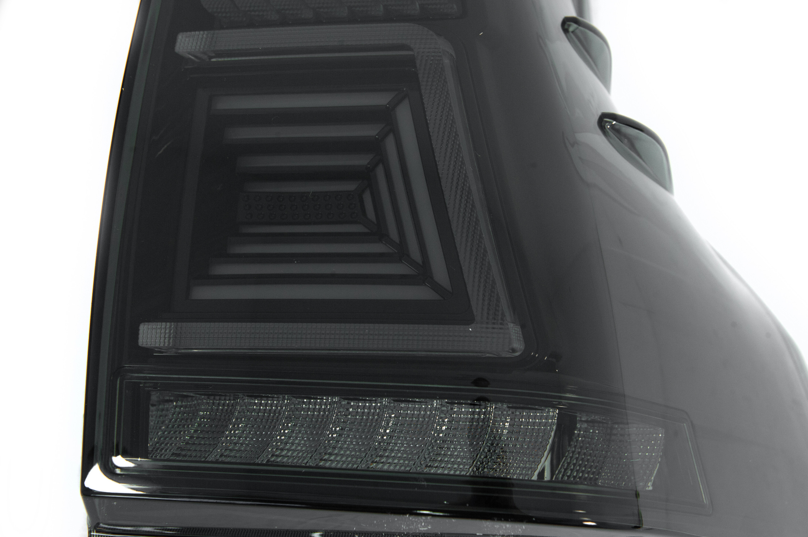 Задні ліхтарі LED V2 (2017-2023, 2 шт) - фото 7
