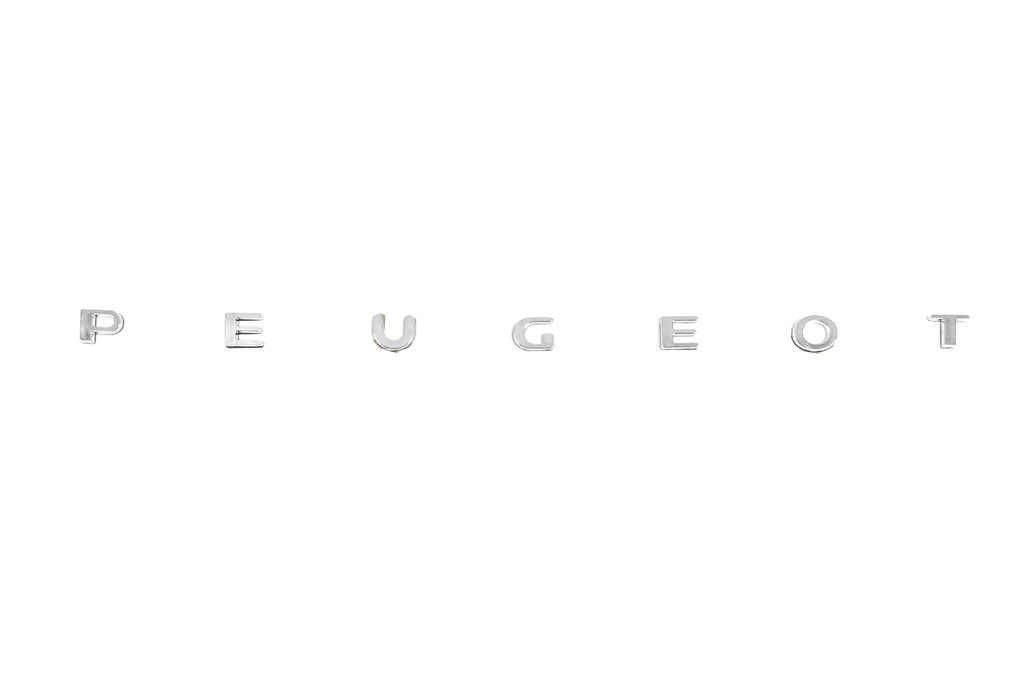 Напис Peugeot  (630мм на 25мм)