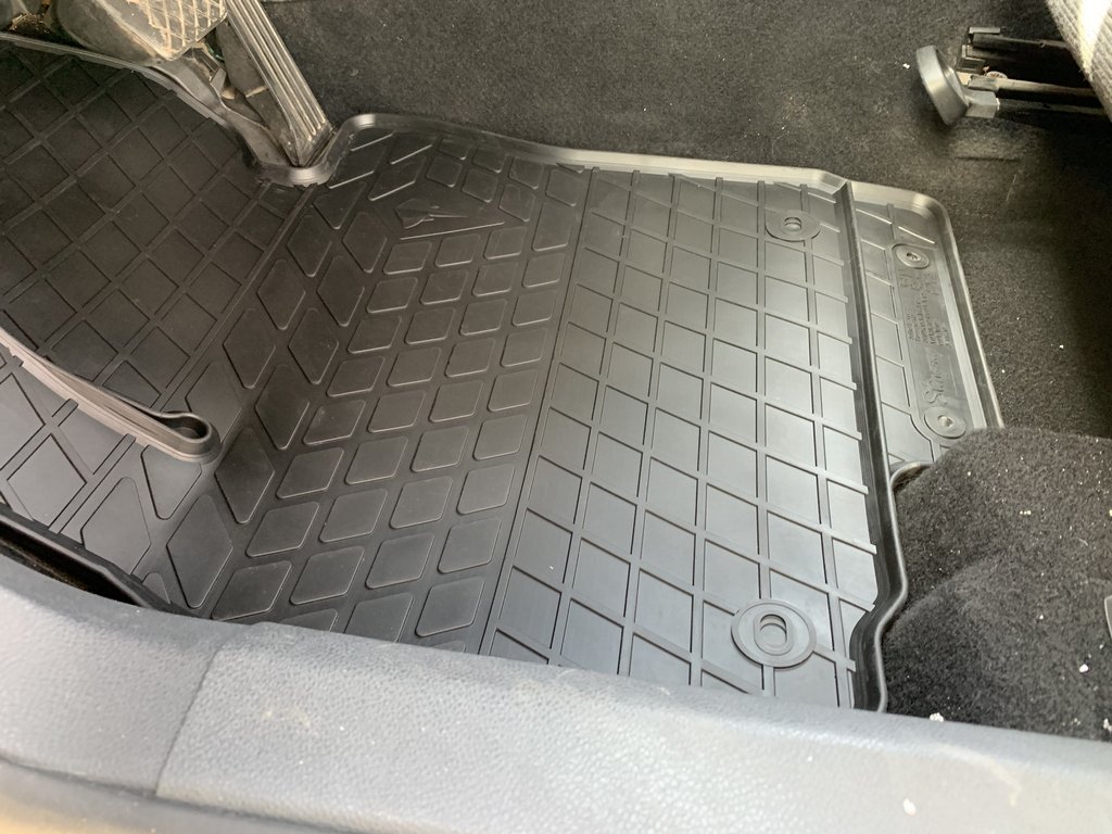 Гумові килимки (4 шт, Stingray Premium) - фото 3