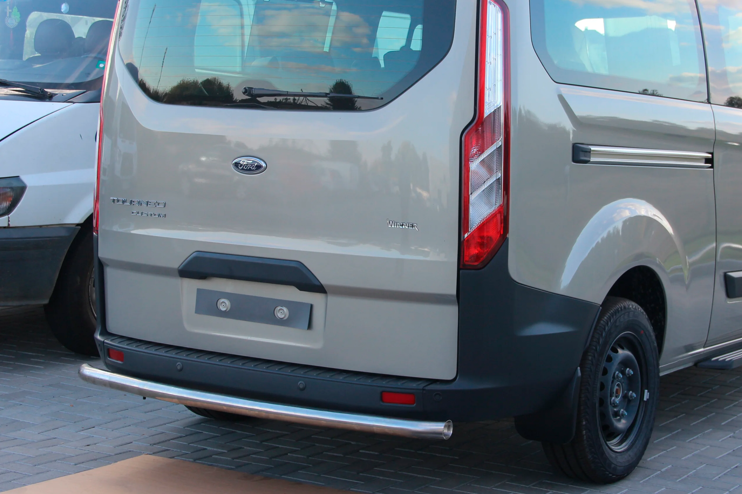 Задня дуга AK002 (нерж) для Ford Custom 2013-2022 рр - фото 2