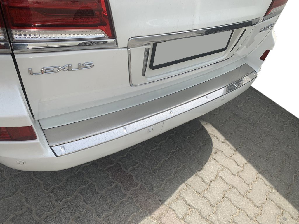 Вставка на задній бампер з хром (2012-2015) для Lexus LX570/450d рр - фото 2