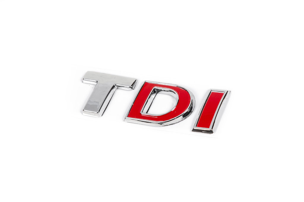 Напис Tdi (косою шрифт) TD - хром, I - червона - фото 6